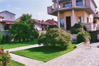 Luxury villa  italy near lake Chiari